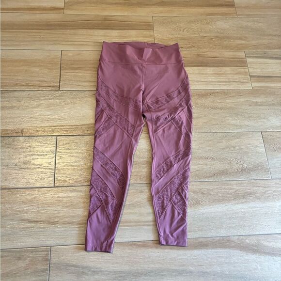 Lululemon Wunder Under High Rise Tight, Flocked, size 12 - Picture 6 of 7